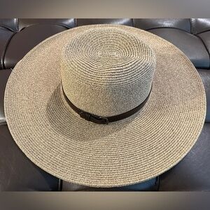 Tan Straw Sun Hat w/ Brown Leather Belt & Buckle Detail